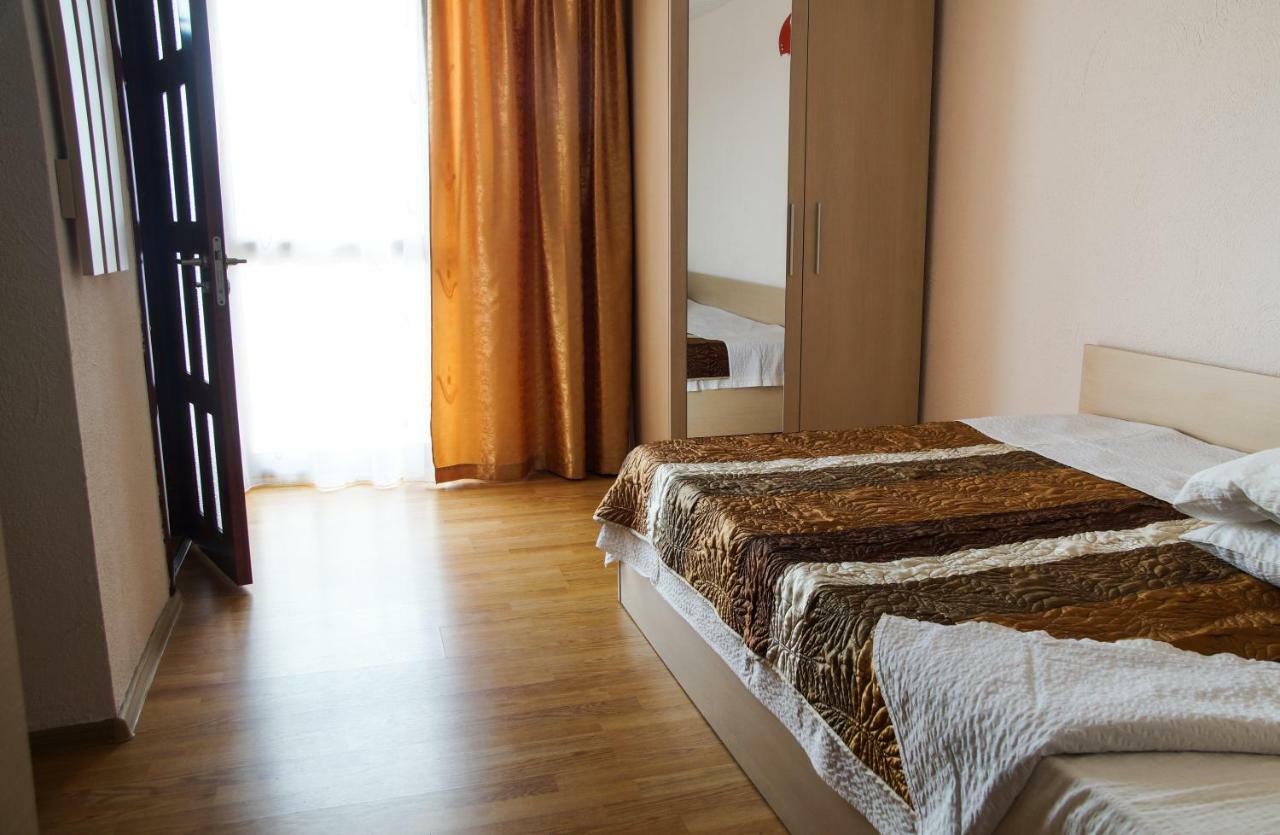 Pensiunea Nicol Hotel Valea Iasului Bagian luar foto