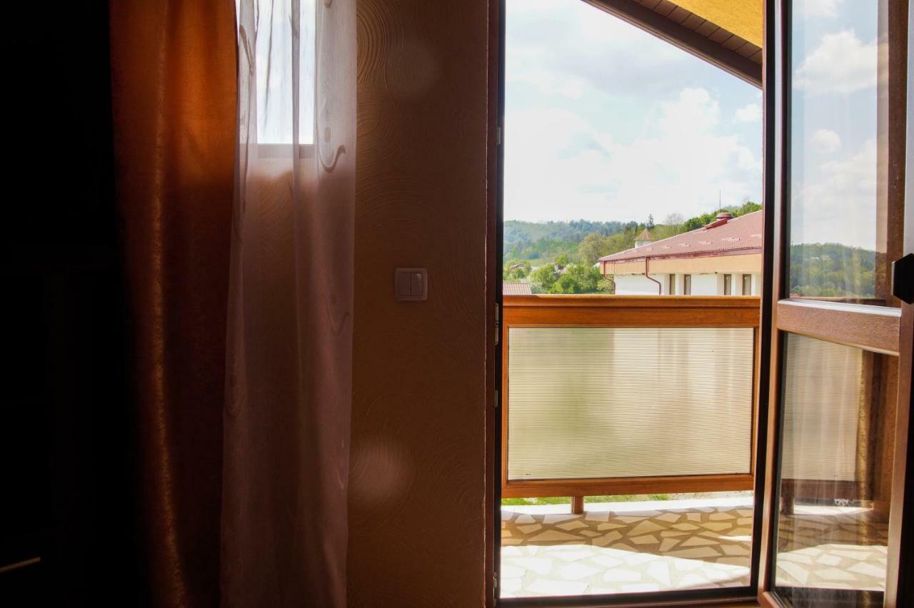 Pensiunea Nicol Hotel Valea Iasului Bagian luar foto